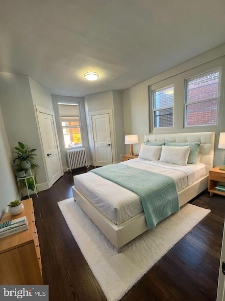 Building Photo - 4338 N Franklin St