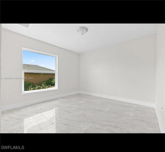 Building Photo - 2012 East 12th Street