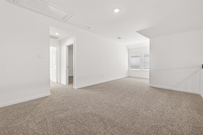 Building Photo - 426 Yellow Dandelion Ln