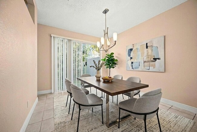 Building Photo - 18051 Rhumba Way