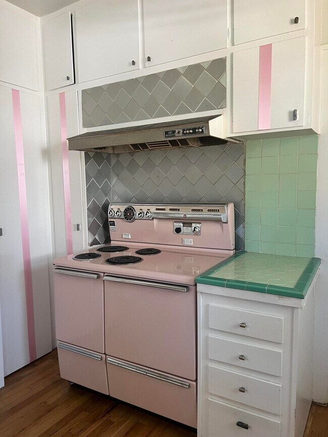 Building Photo - 2206 16th St