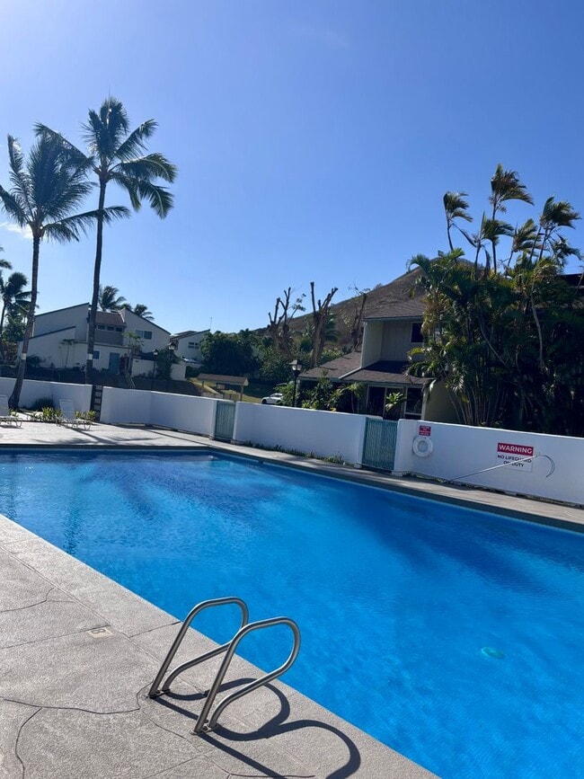 Building Photo - Available now | A 2 Bedroom, 1.5 Bathroom ...