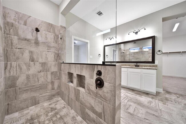 Building Photo - 32193 Park Plains Dr