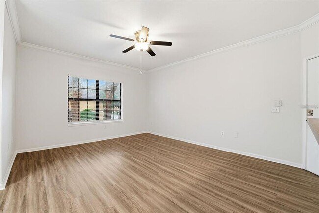 Building Photo - 2249 Portofino Pl