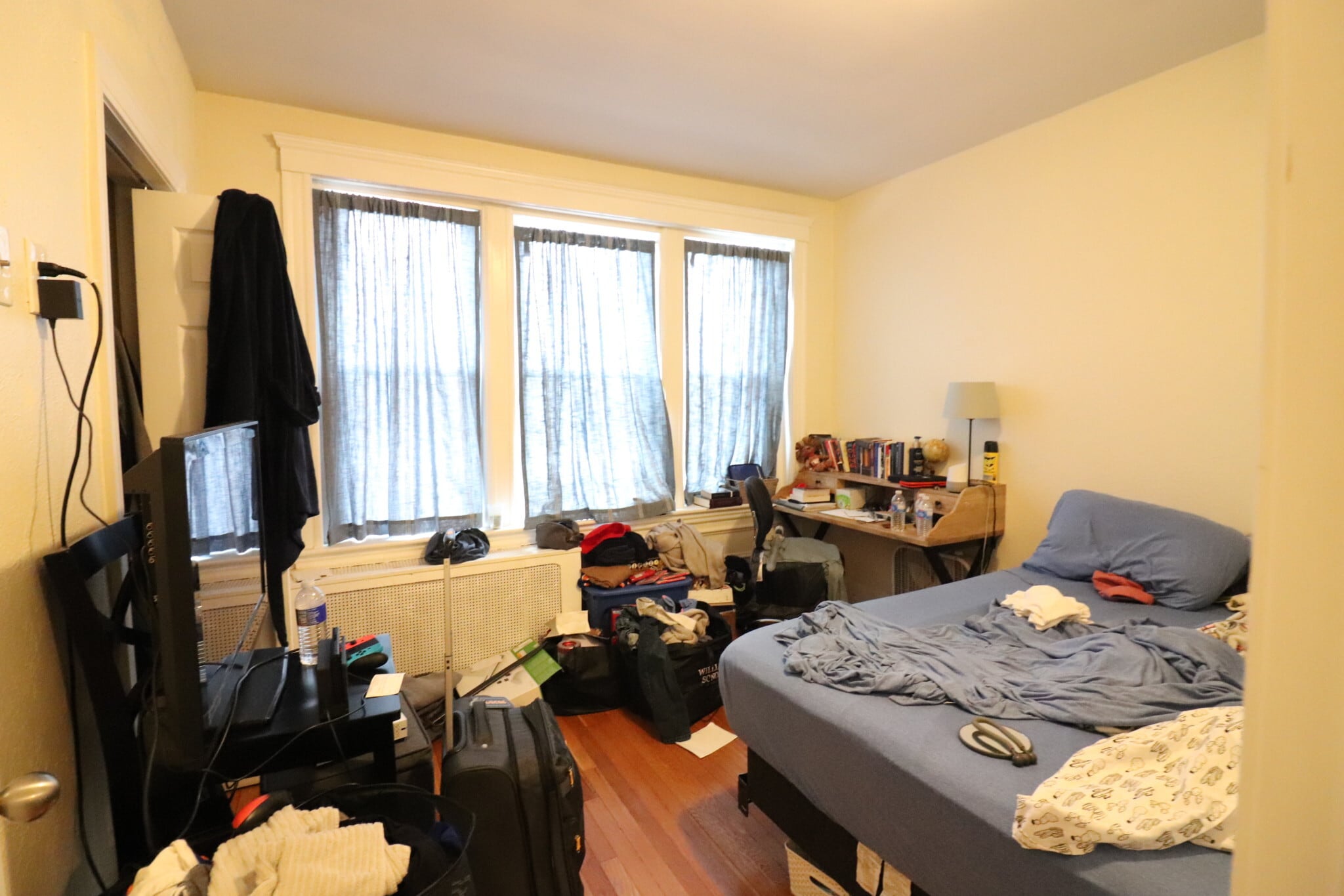 Building Photo - 2003 Commonwealth Ave