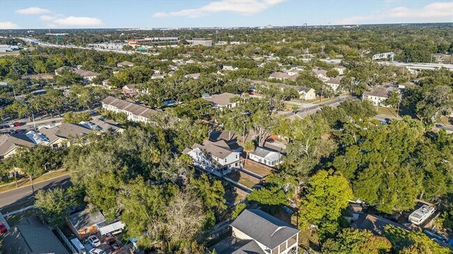 Building Photo - 115 E Broad St