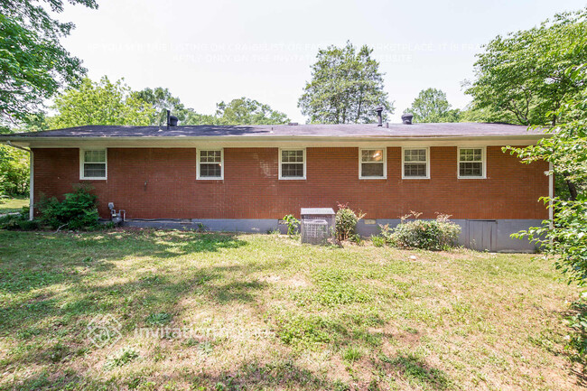 Building Photo - 4555 Wesley Dr