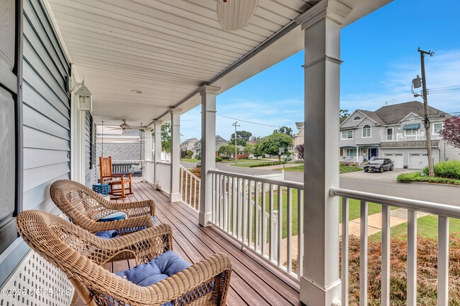 Building Photo - 393 E Virginia Ave