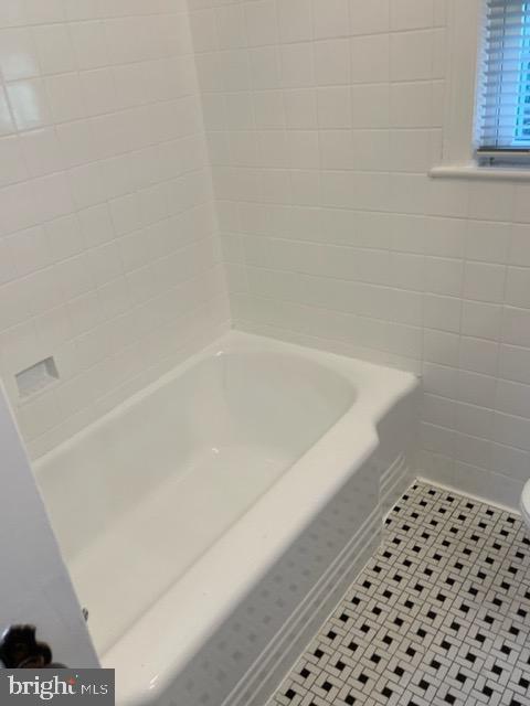 Building Photo - 303 Granville Dr