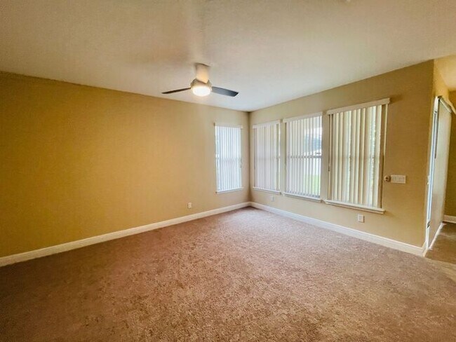 Building Photo - Thornhill Park-11507 Wakeworth St Orlando FL 32836