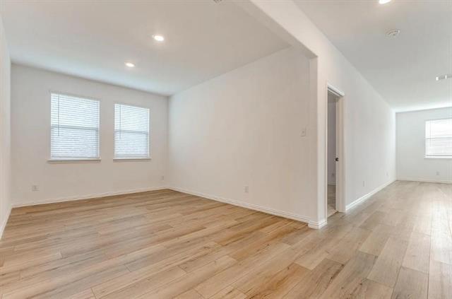 Building Photo - 8500 Gray Squirrel Ln.