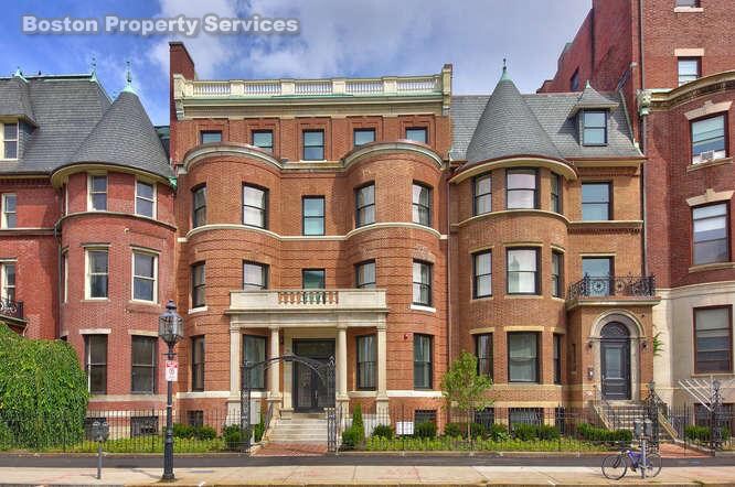 Building Photo - 463 Commonwealth Ave