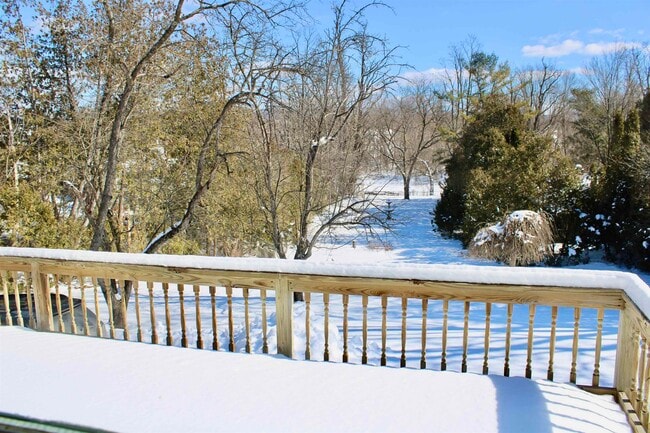 Building Photo - 45 Bakery Ln