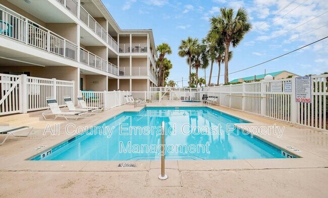 Building Photo - 3755 Scenic Hwy 98