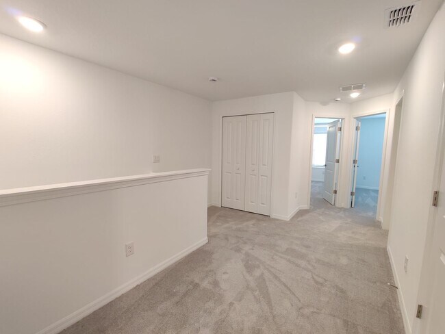Building Photo - 21406 Darter Rd