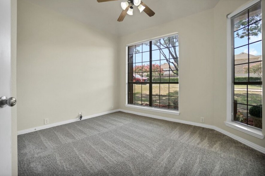 Building Photo - 11036 Coralberry Dr