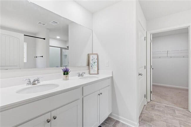 Building Photo - 4910 Bramblett Grove Pl