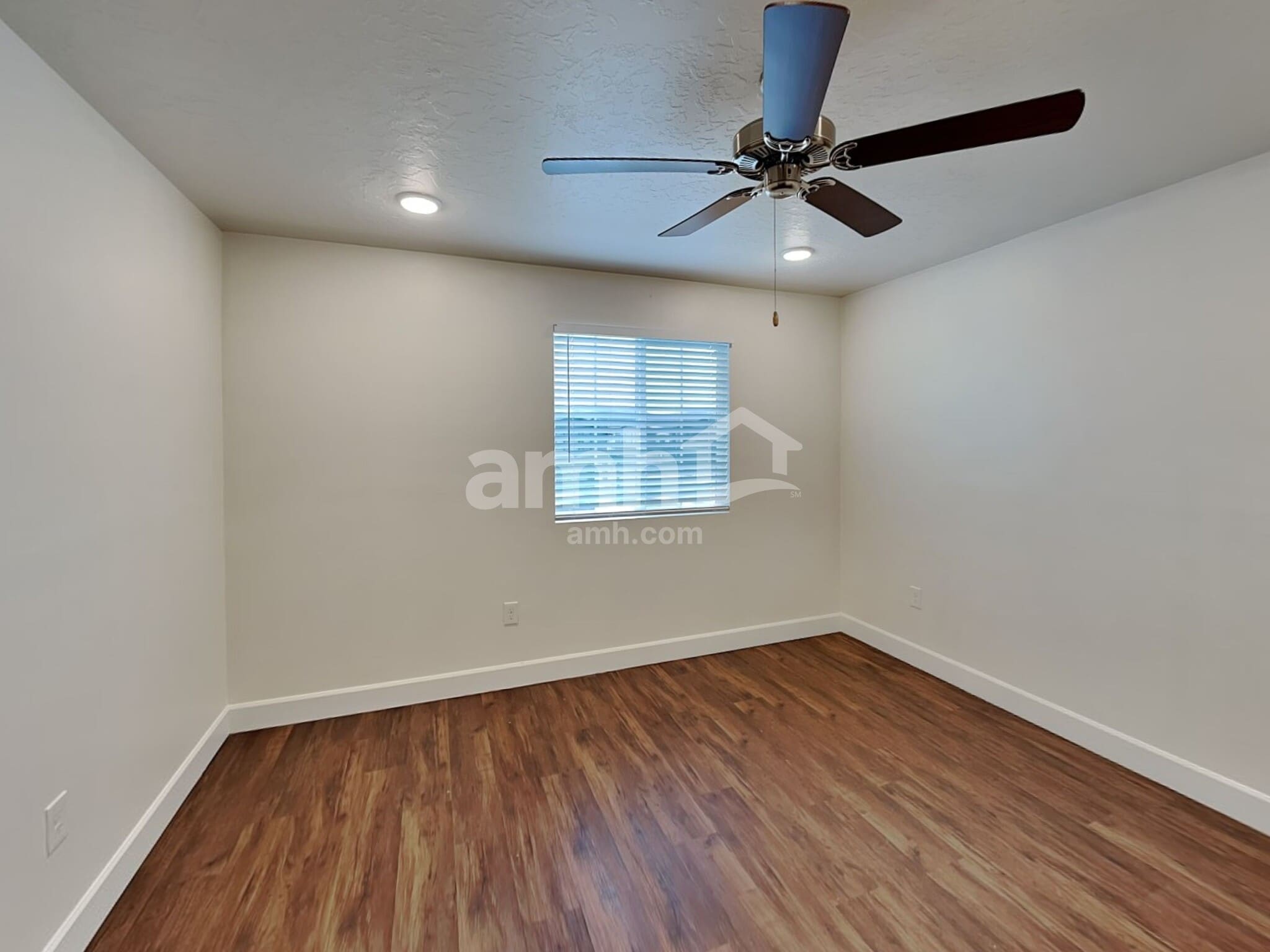 Building Photo - 1278 Vlg Grn Trl