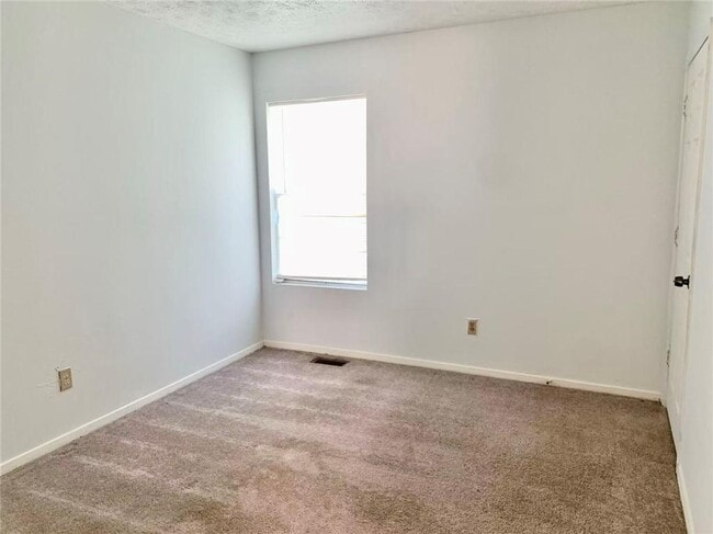 Building Photo - 1310 Hampton Hill Ct