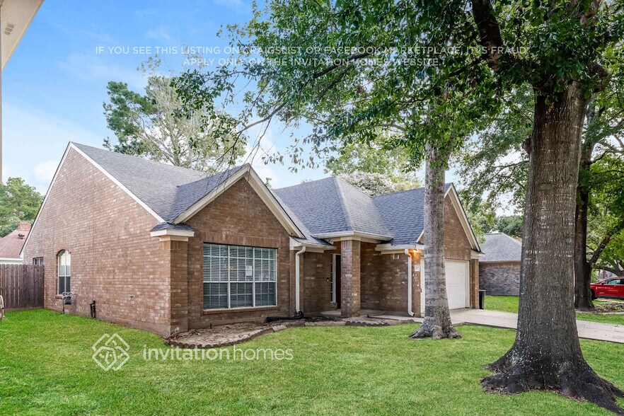 Building Photo - 5741 Forest Timbers Dr