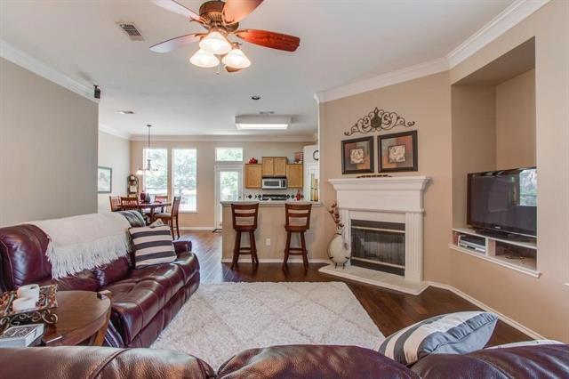 Building Photo - 1421 Park Palisades Dr
