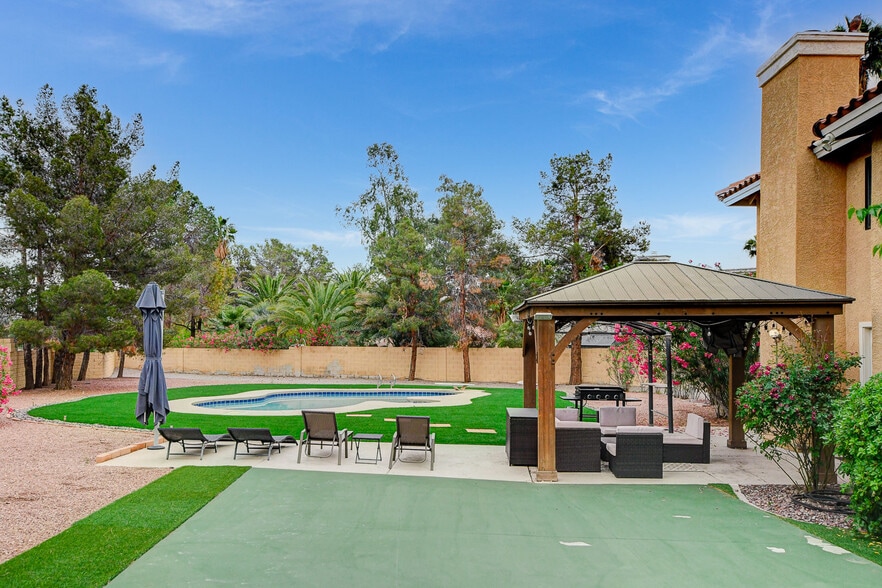 Building Photo - 2224 Lucerne Ct