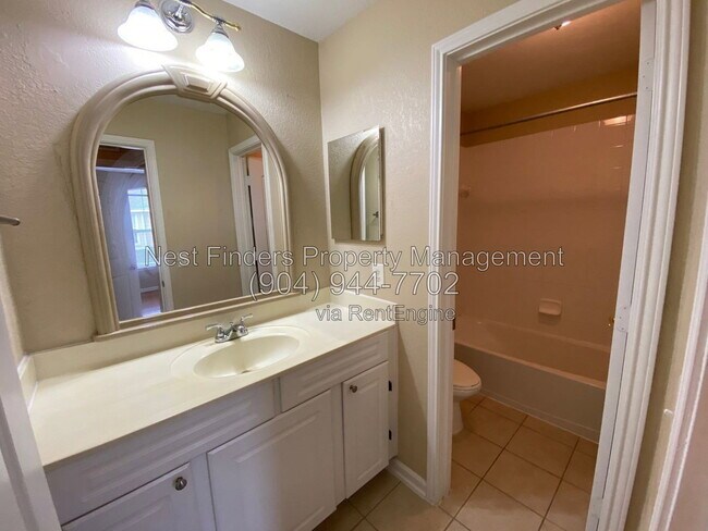 Building Photo - 10200 Belle Rive Blvd