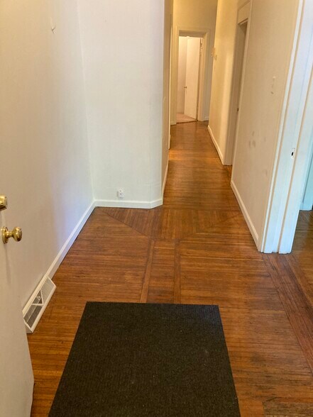 Building Photo - 514 Ivy St