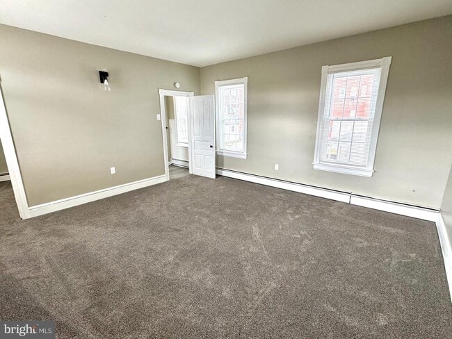 Building Photo - 14 W Penn Ave