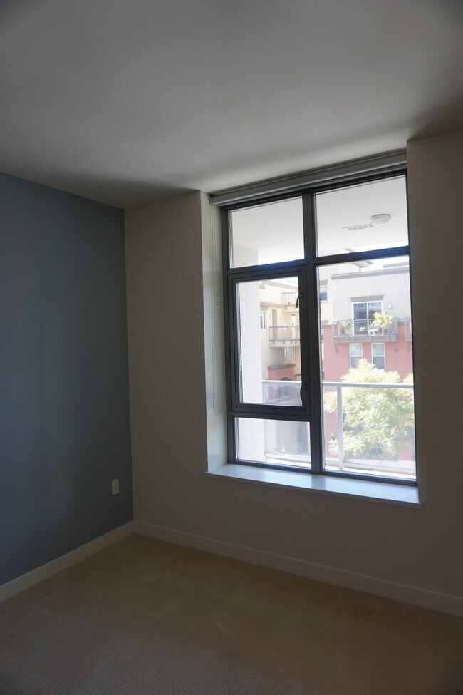 Building Photo - 1441 Ninth Ave
