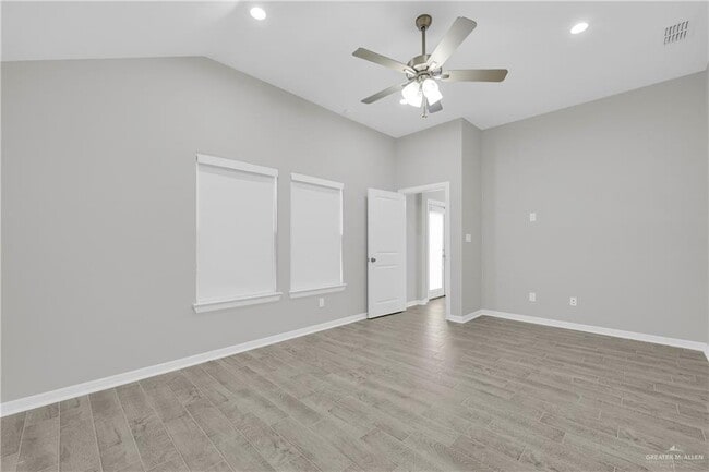 Building Photo - 8313 N 34th Ln