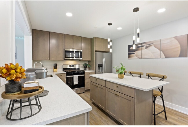 Building Photo - 2909 Flossmoor Rd