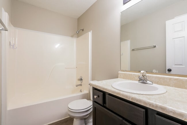 Building Photo - 451 Cranklen Cir