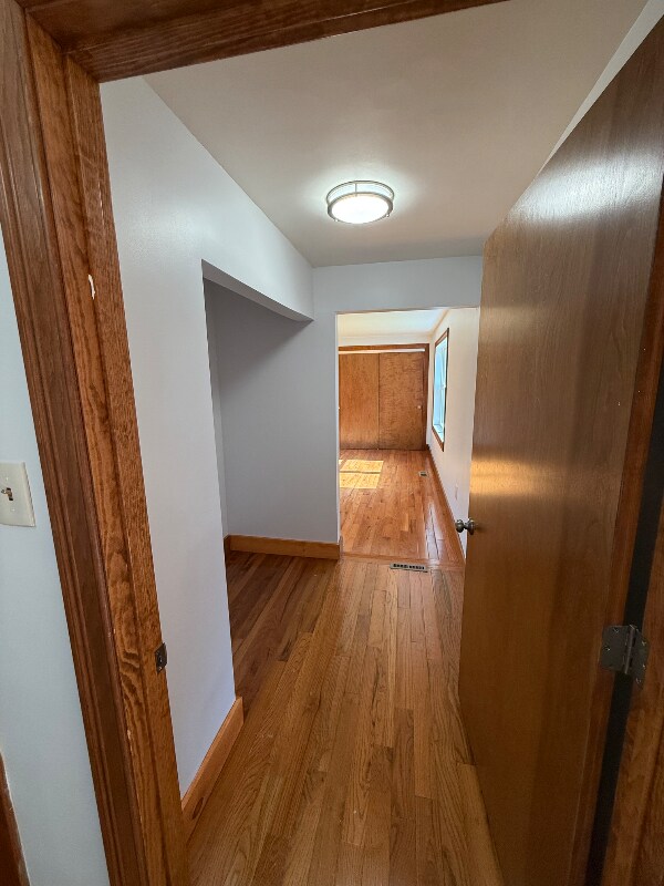 Building Photo - 485 Birnie Ave