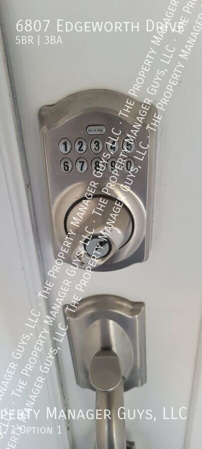 Building Photo - 6807 Edgeworth Dr