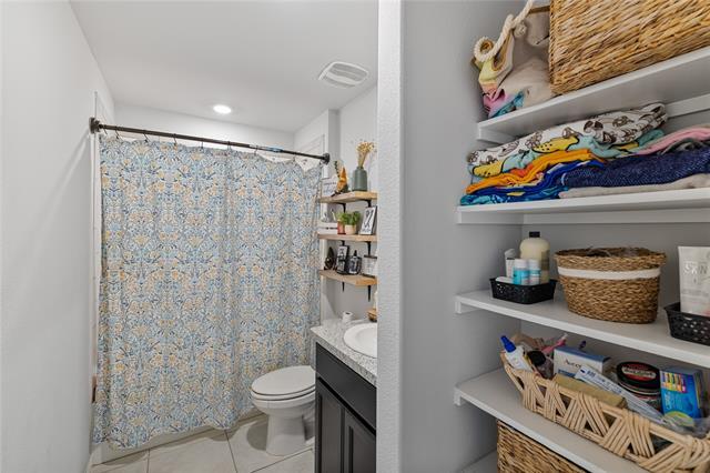 Building Photo - 16429 Porterfield Ln