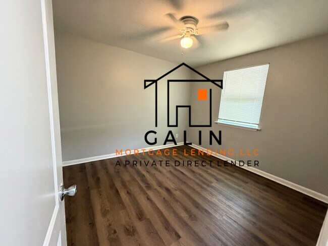 Building Photo - 1502 E 31st St