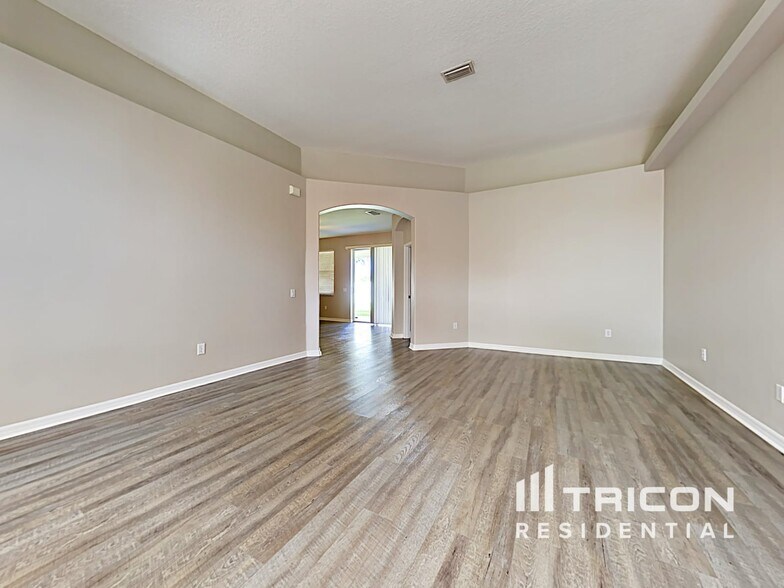 Building Photo - 11417 Callaway Pond Dr