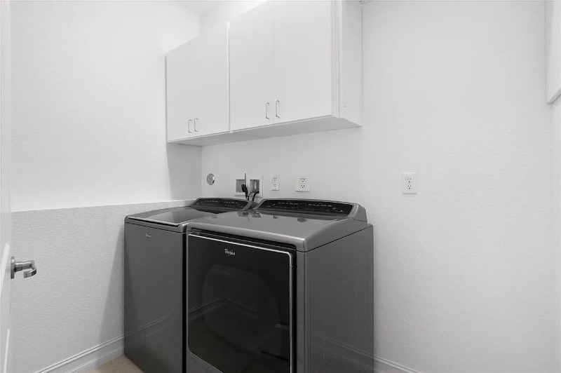 Building Photo - 1423 SW 115th Ave