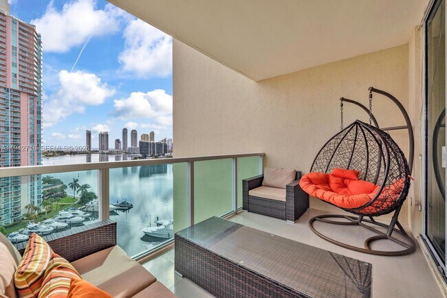 Building Photo - 3340 NE 190th St