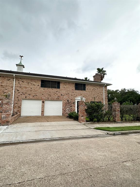 Building Photo - 2110 Potomac Dr