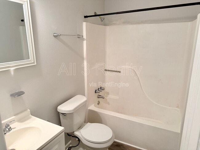 Building Photo - 88 Church St