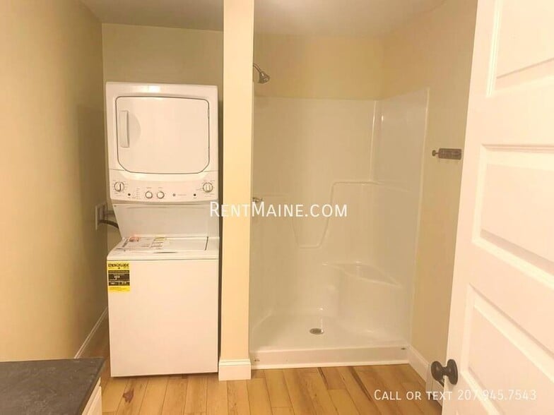 Building Photo - 50 Walter St