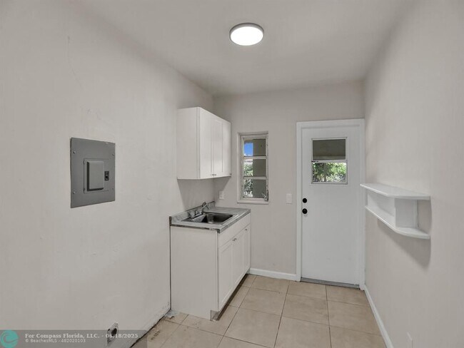Building Photo - 535 NW 91st St