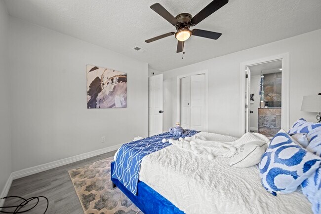 Building Photo - 1109 Moody St