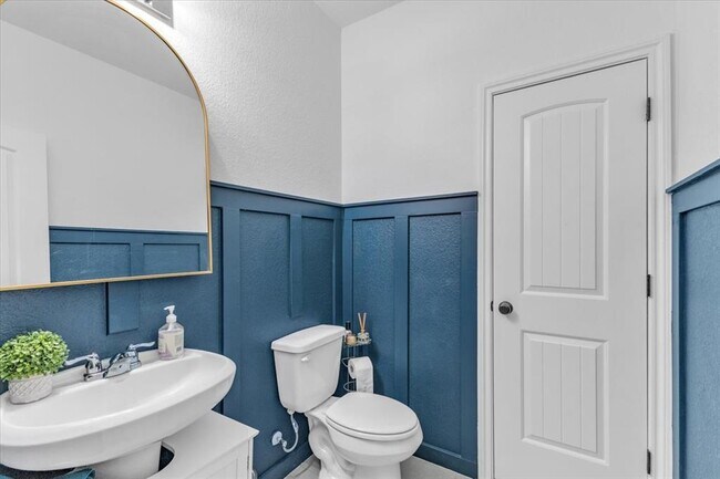 Building Photo - 17608 Penfolds Dr