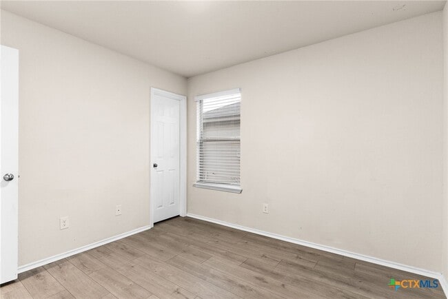 Building Photo - 9506 Murandy Dr