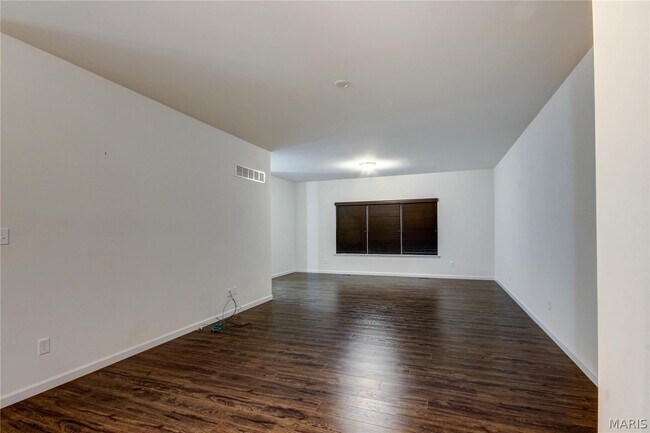 Building Photo - 9768 Wilderness Battle Cir