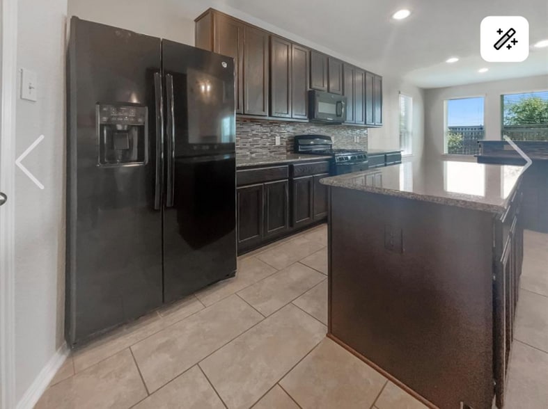 Building Photo - 4514 Valley Rill Rd