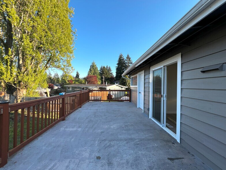 Building Photo - 32902 26th Pl SW